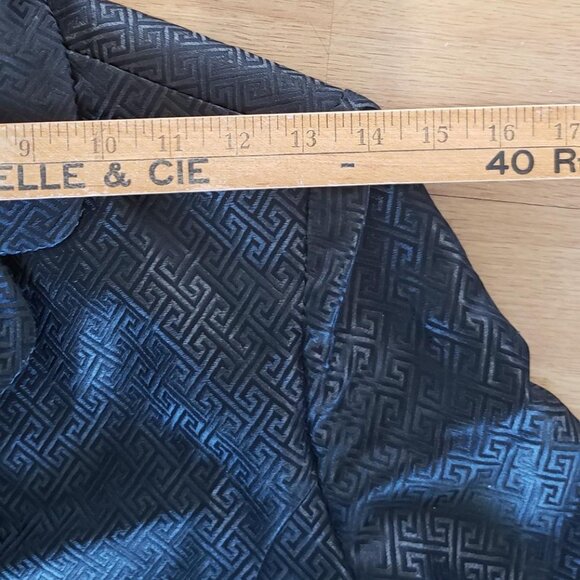 Giorgio Armani luxury black blazer - Picture 5 of 12